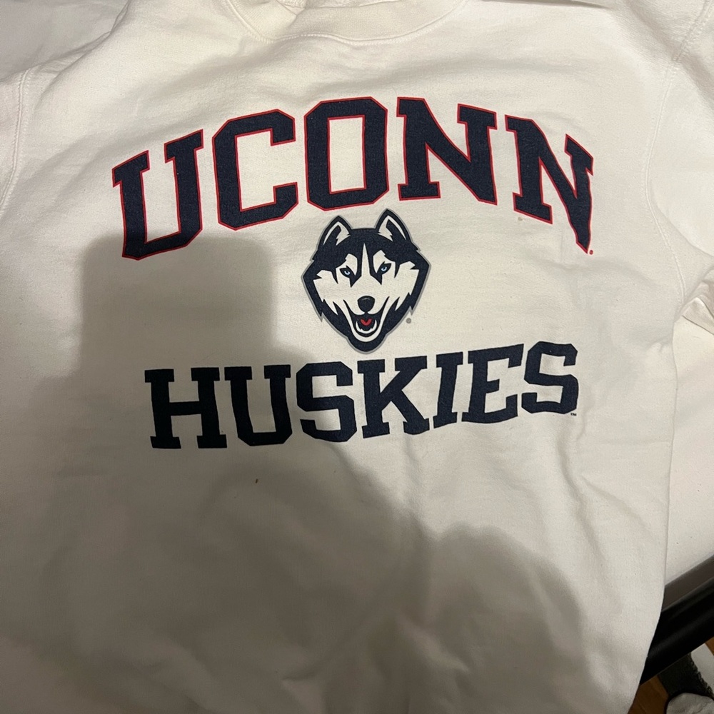 UConn huskies crewneck